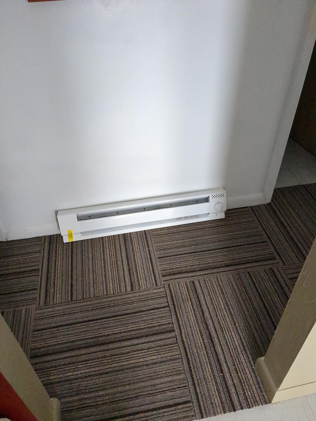Cadet F Series 36 in. Electric Baseboard Heater (Model: 3F750-1W, Part: 05532), 120 Volt, 750 Watt, White customer photo 2