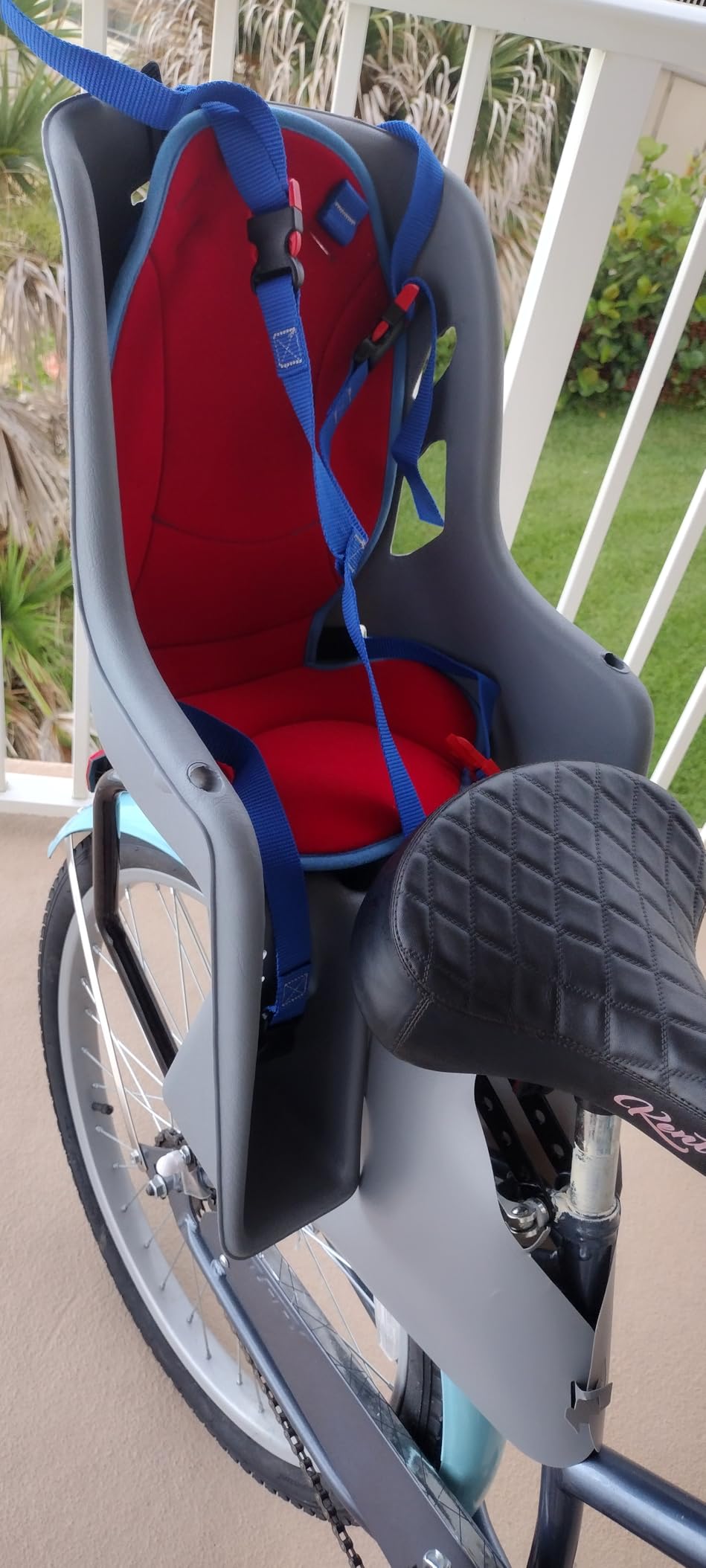 Bell Cocoon 300 Rear Mount Child Bike Seat — 5-Point Harness, Spoke Guard, Fits 26–27 in Bikes, Up to 40 lbs, Ages 1+ customer photo 1