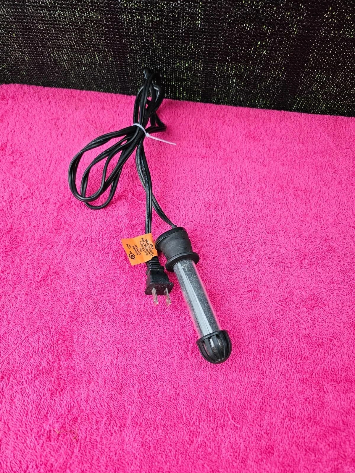 Tetra HT Submersible Aquarium Heater With Electronic Thermostat, 50-Watt, 2-10 Gallon customer photo 2