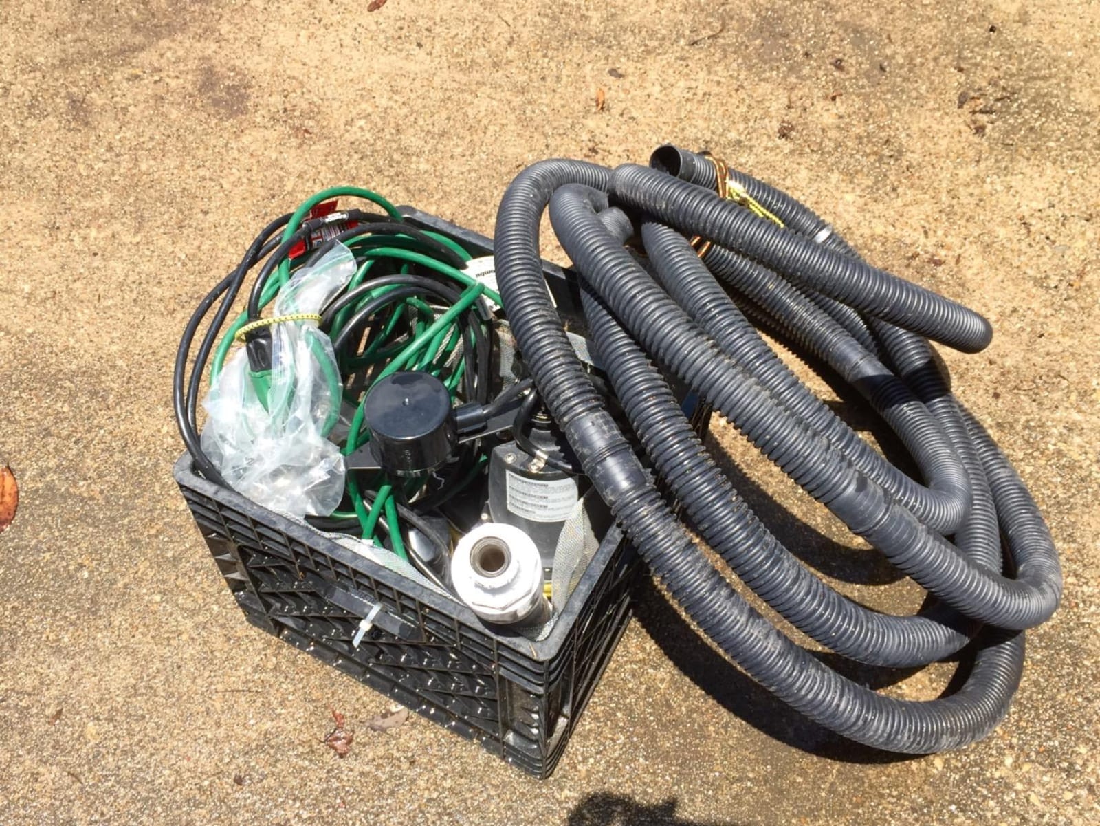 Superior Pump 92341 1/3 HP Cast Iron Submersible Sump Pump with Vertical Float Switch customer photo 2