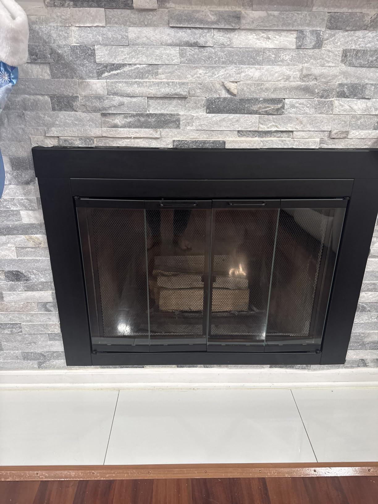 Pleasant Hearth Ascot Fireplace Glass Door - for Masonry Fireplaces, Small, Black, Model Number AT-1000 customer photo 1