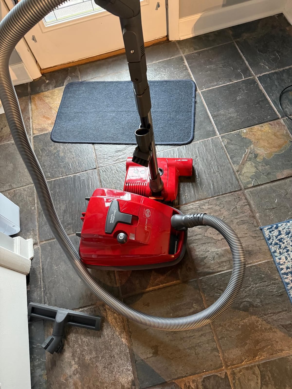 Sebo 9687AM AIRBELT K3 Premium Canister Vacuum with 7-Year Motor Warranty customer photo 2