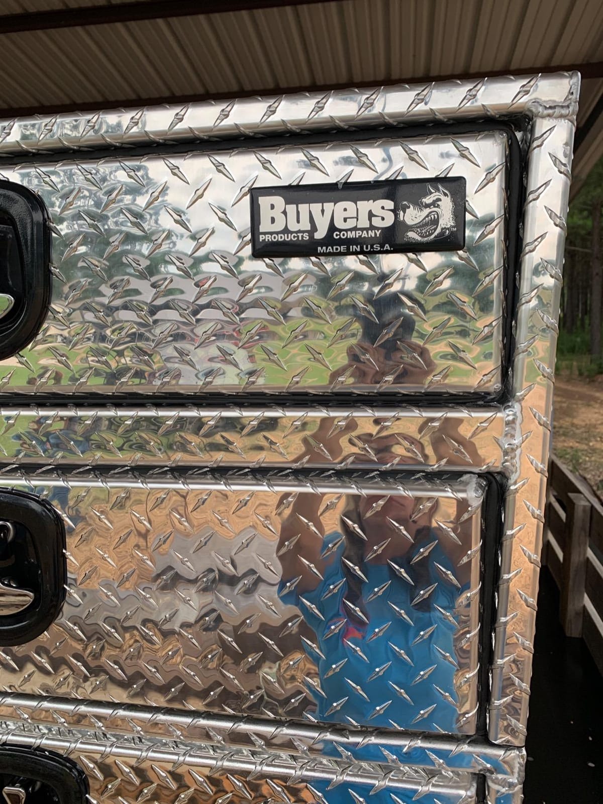 Buyers Products 1712205 Diamond Tread Aluminum Underbody Truck Box w/Drawer & 3-Point Compression Latch, 20 x 18 x 36 Inch, Made In The USA, Work Truck Tool Box, Job Box For Storage & Organization customer photo 1