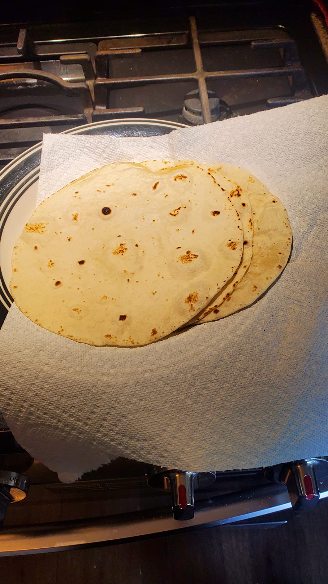 Mexican Cast Iron Electric Corn or Flower Tortilla Maker Gorditas Bunuelos customer photo 1
