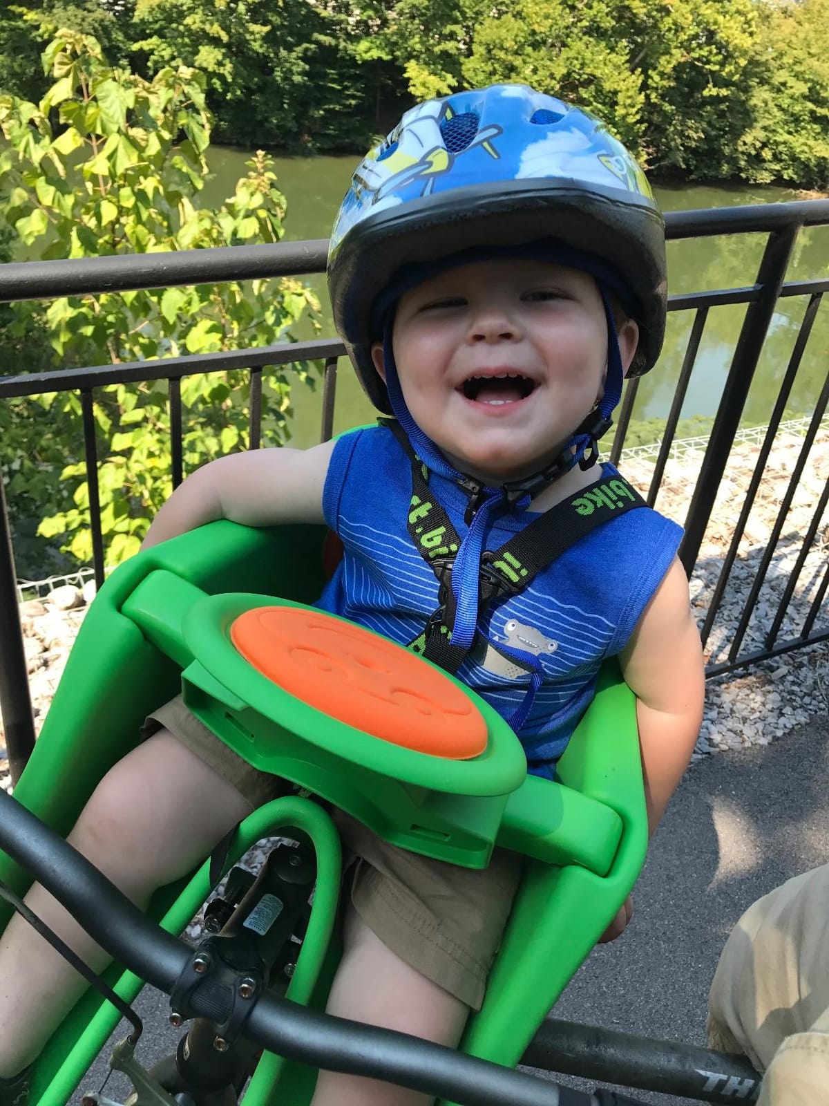 iBert Front Mounted Child Seat with Patented Mounting for Easy and Secure Installation - Child’s Bike Seat with 3-Point Safety Harness and Adjustable Foot Cups - Durable Plastic Shell customer photo 1