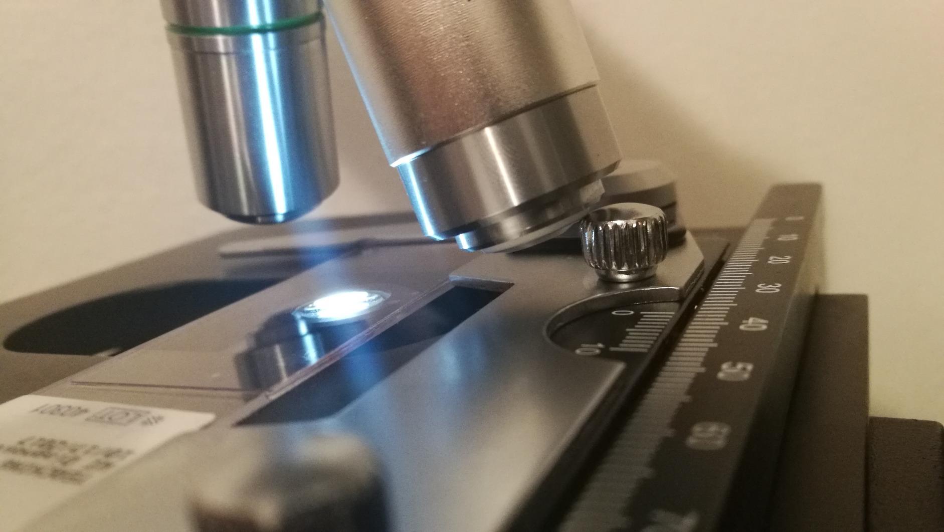 OMAX M82ES-SC100-LP100-OM 2000X LED Binocular Compound Lab Microscope customer photo 1