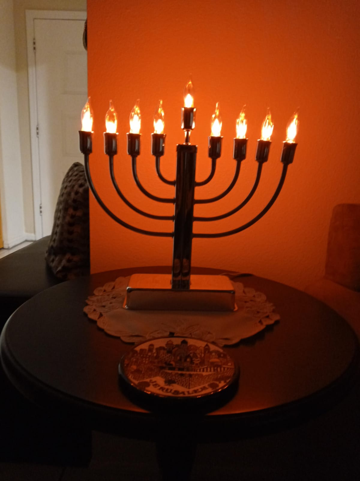 Aviv Judacia Electric Hanukkah Menorah Chrome Plated Metal Chanukiah Candelabra with Flickering Bulbs Flamless Chanukah Menorah customer photo 1