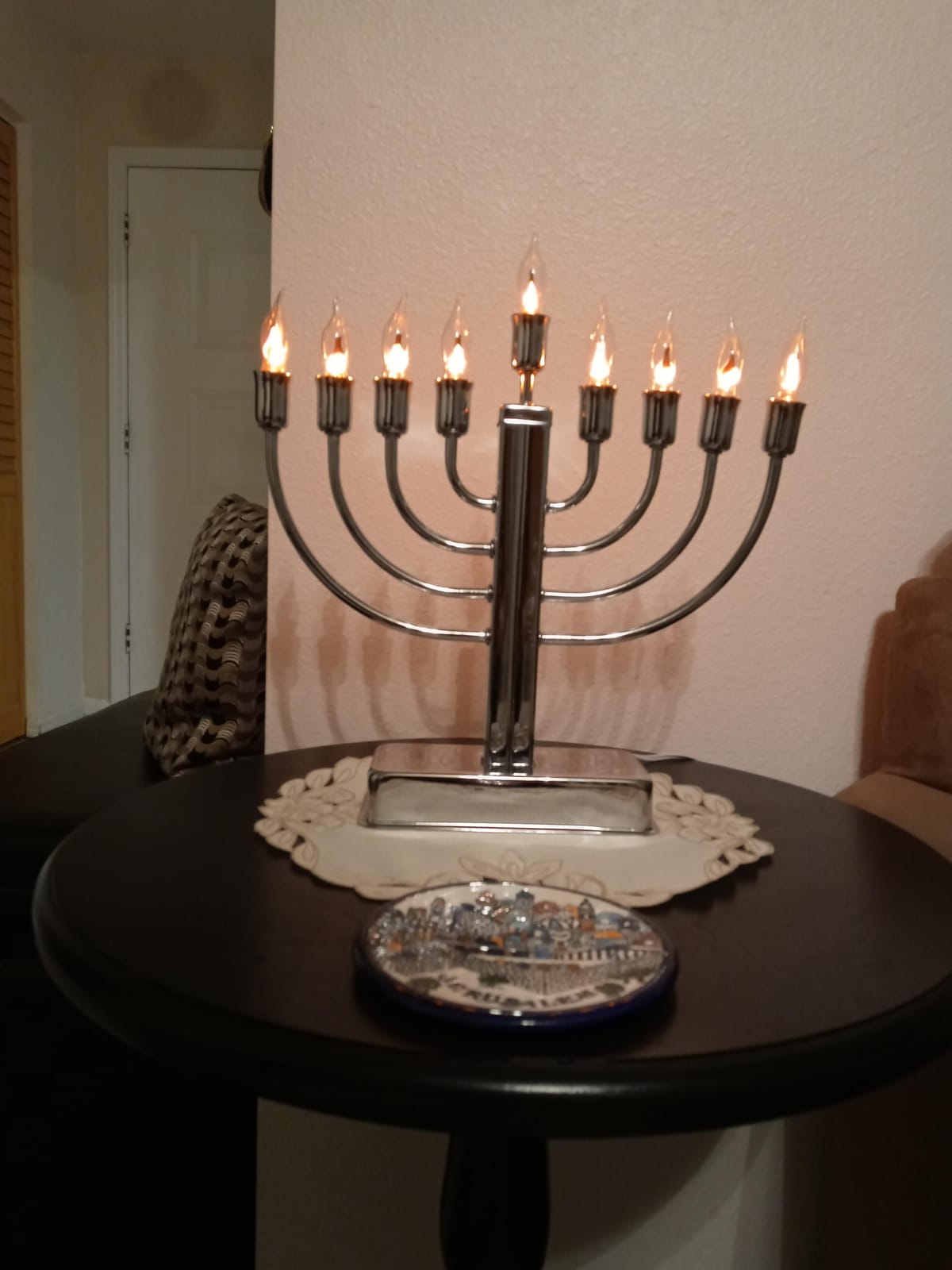 Aviv Judacia Electric Hanukkah Menorah Chrome Plated Metal Chanukiah Candelabra with Flickering Bulbs Flamless Chanukah Menorah customer photo 2