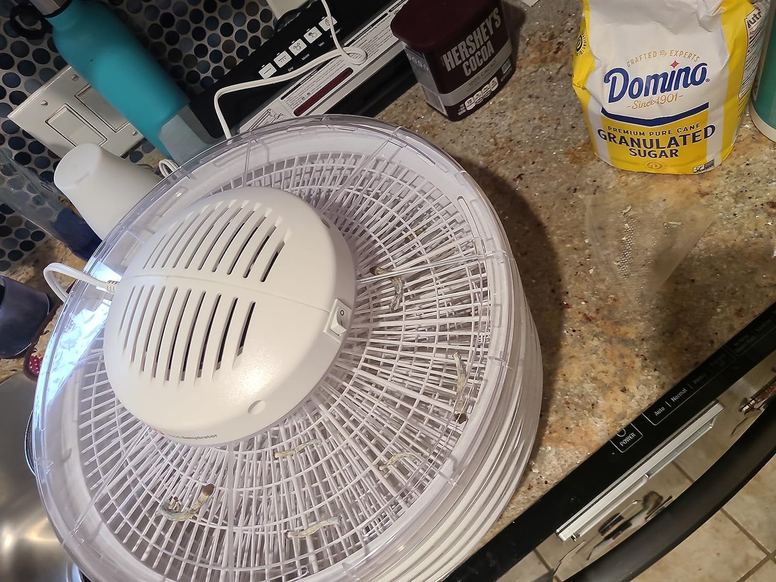Nesco FD-37A Food Dehydrator for Herbs, Fruit, Beef Jerky, 4 Trays, Speckled White customer photo 1