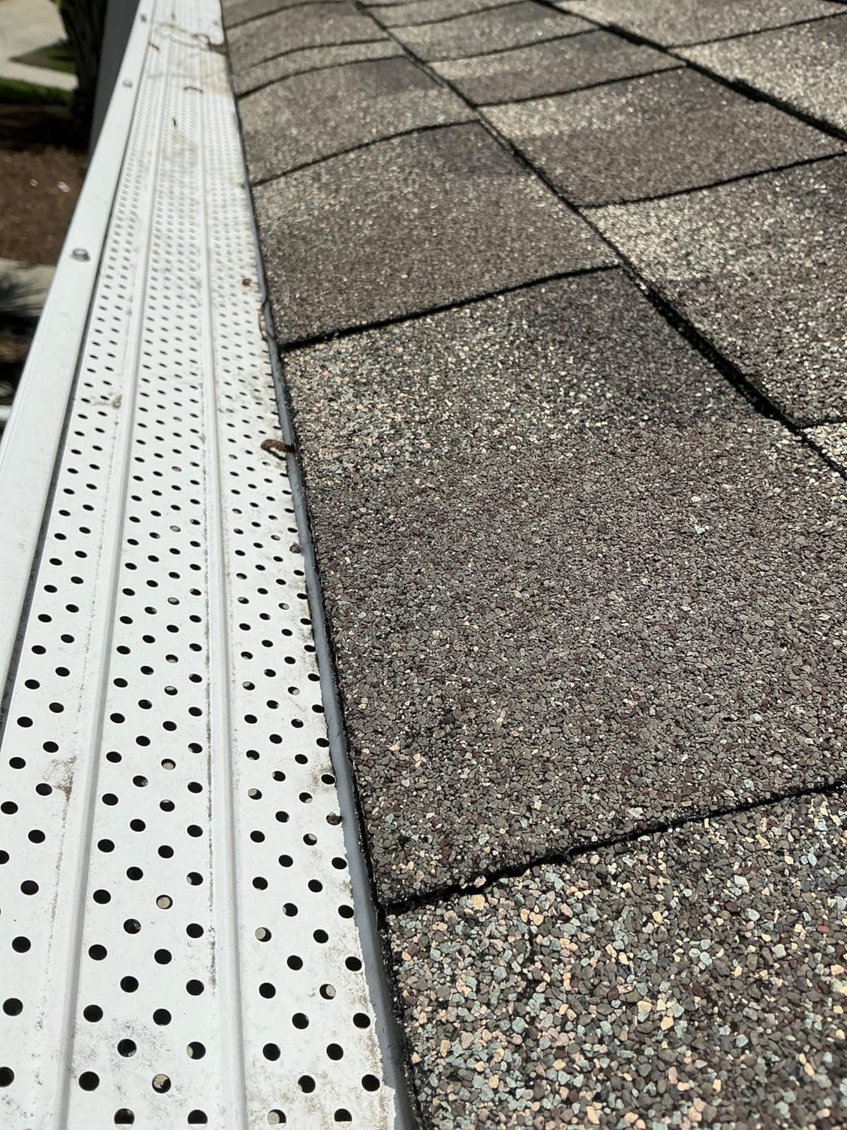 FlowGuard Gutter Guard, USA Made Professional DIY 5 Inch 50-Year Gutter Cover Leaf Protection System - White - Aluminum - 102 Feet - by FlexxPoint customer photo 1