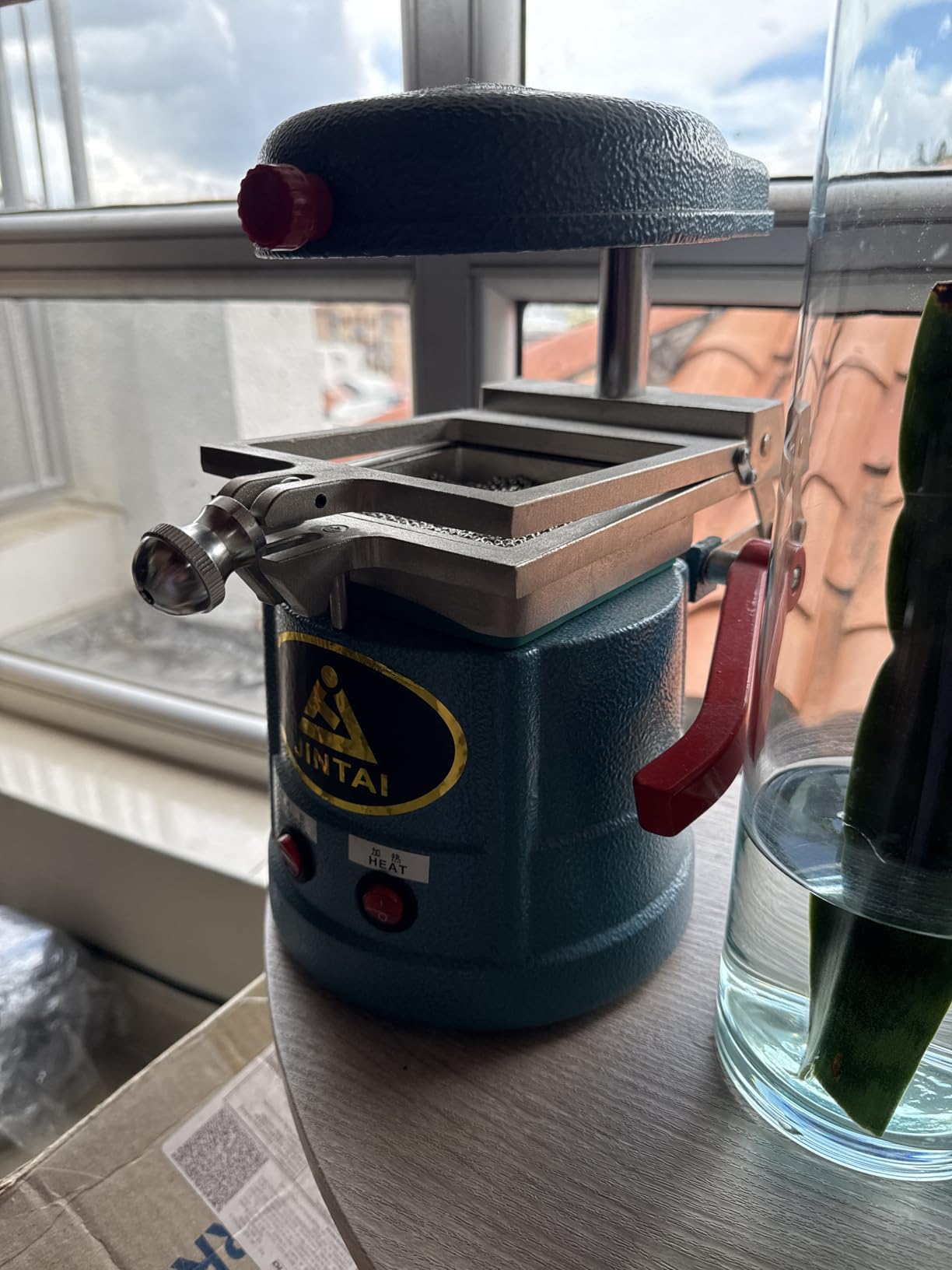 Quick and Easy Portable Dental Vacuum Forming/Molding Machine customer photo 2