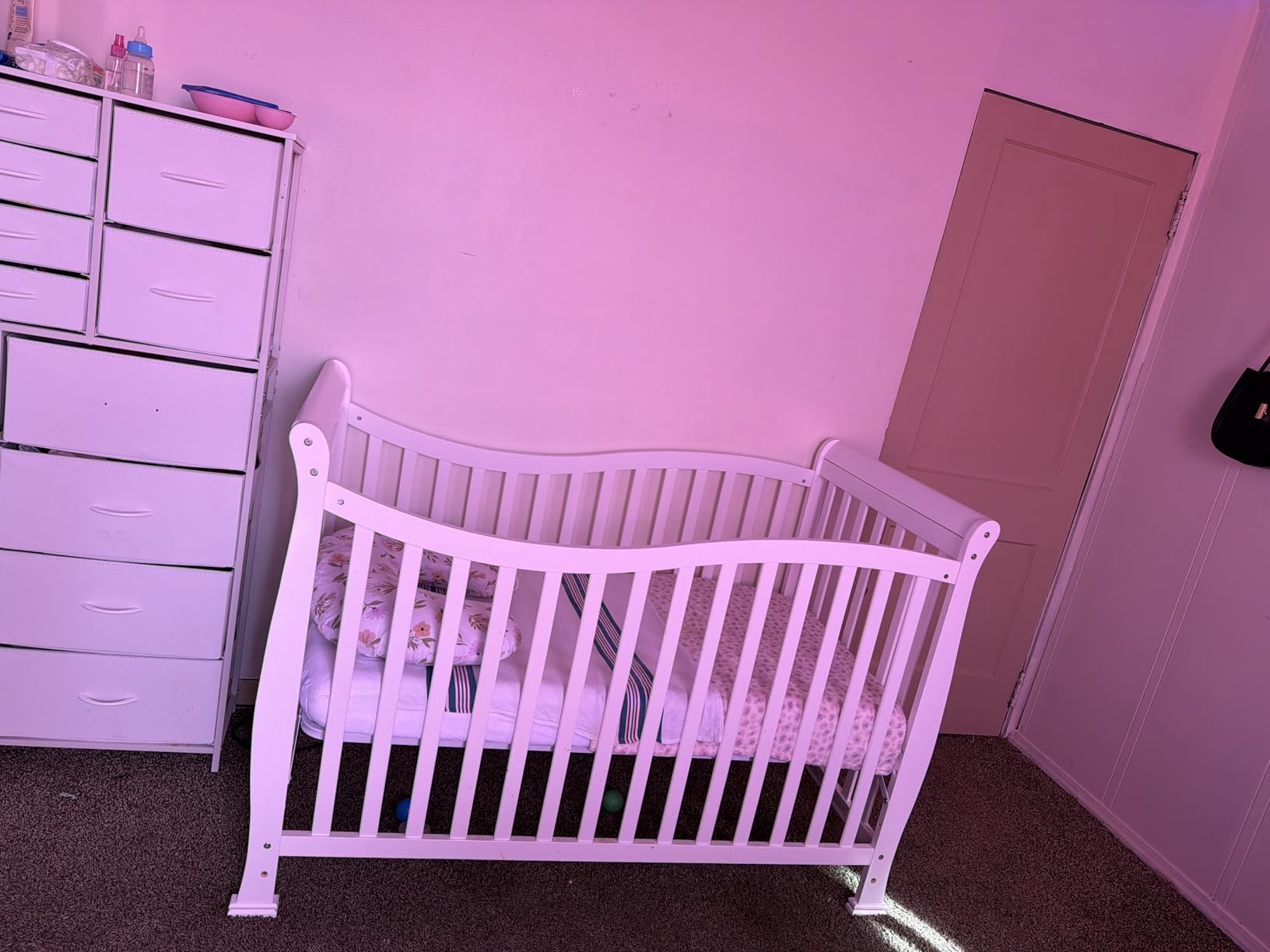 Dream On Me Violet 7-in-1 Convertible Life Style Crib in White, Greenguard Gold Certified, 4 Mattress Height Settings, Made of Sustainable New Zealand Pinewood | BSA Verified, ASTM & CPSC Compliant, Full-Size Crib, 4-Position Mattress Support, 50 Lb Limit, Non-Toxic Finish, 6 Colors customer photo 2