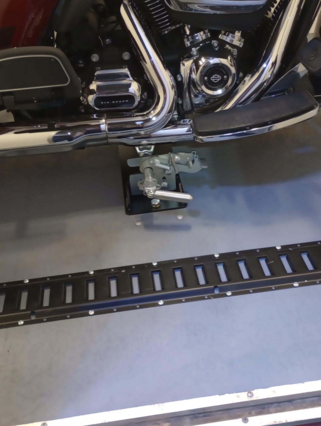 B&W Trailer Hitches Biker Bar - Compatible with Harley Davidson Touring Models - MC2301 customer photo 2