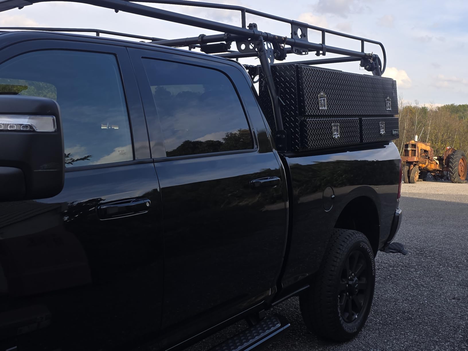 Buyers Products 1705651 Contractor Truck Tool Box – 88 x 21 x 13.5 in – Diamond Tread Aluminum, Weather-Resistant with Locking Drawers, Flip-Up Door – Fits Pickup & Utility Trucks – USA Made customer photo 2