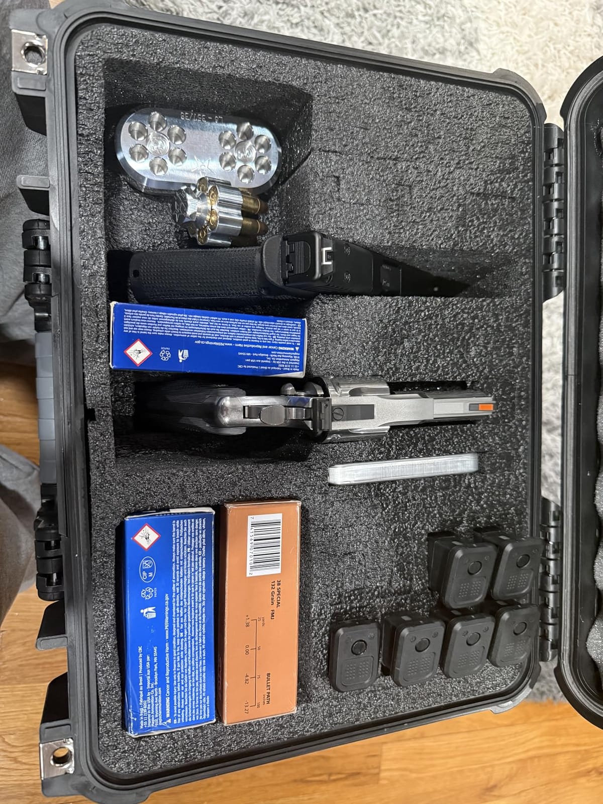 Case Club 3-Pistol/23-Mag Waterproof Case + Accessory, Silica Gel, Gen 2 customer photo 2