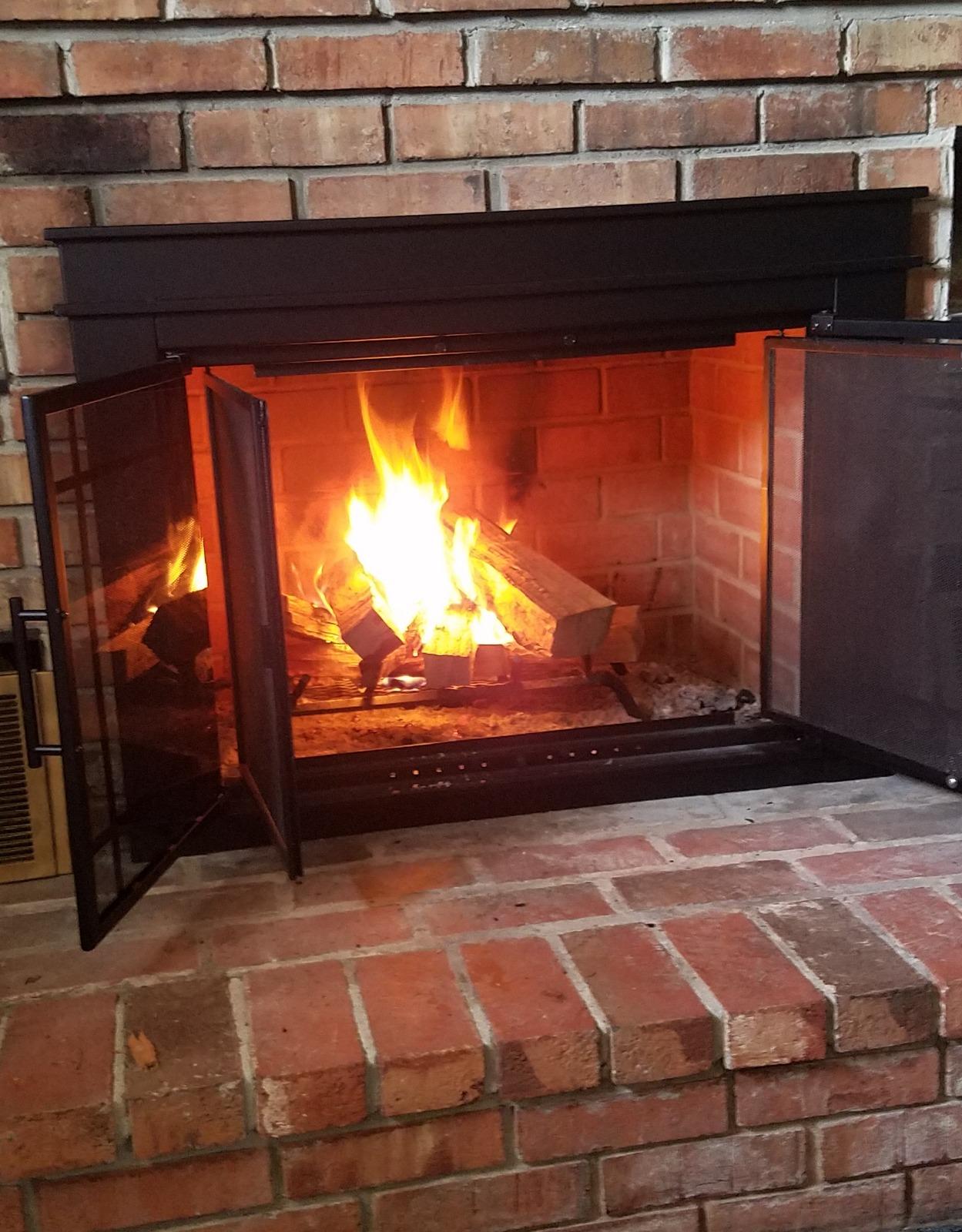 Pleasant Hearth Fillmore Glass Firescreen, Width: 30