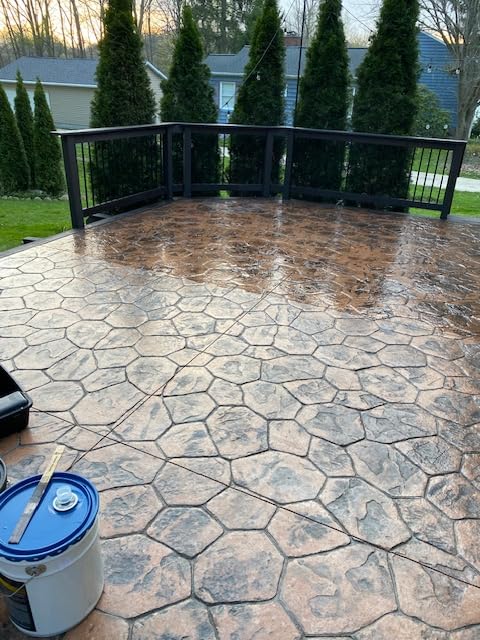 Armor AR350 Low Gloss Wet Look Concrete Sealer 5 Gallon - Professional Grade Color Enhancing Solvent Based Acrylic Sealer for Exterior Concrete and Pavers - 700 VOC customer photo 1