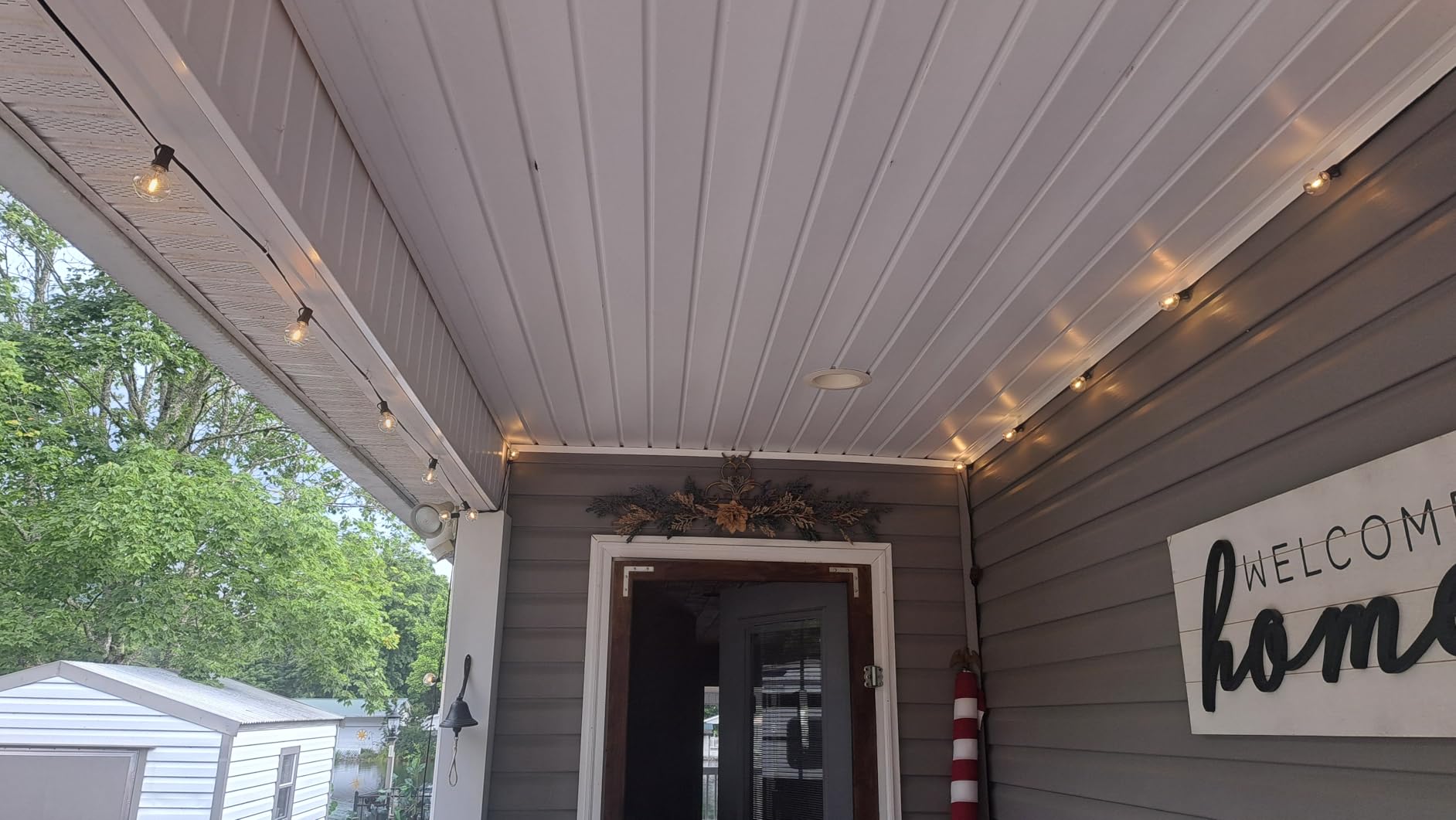 Brightown Outdoor String Lights, 29FT G40 LED IP65 Waterproof Patio Lights customer photo 1