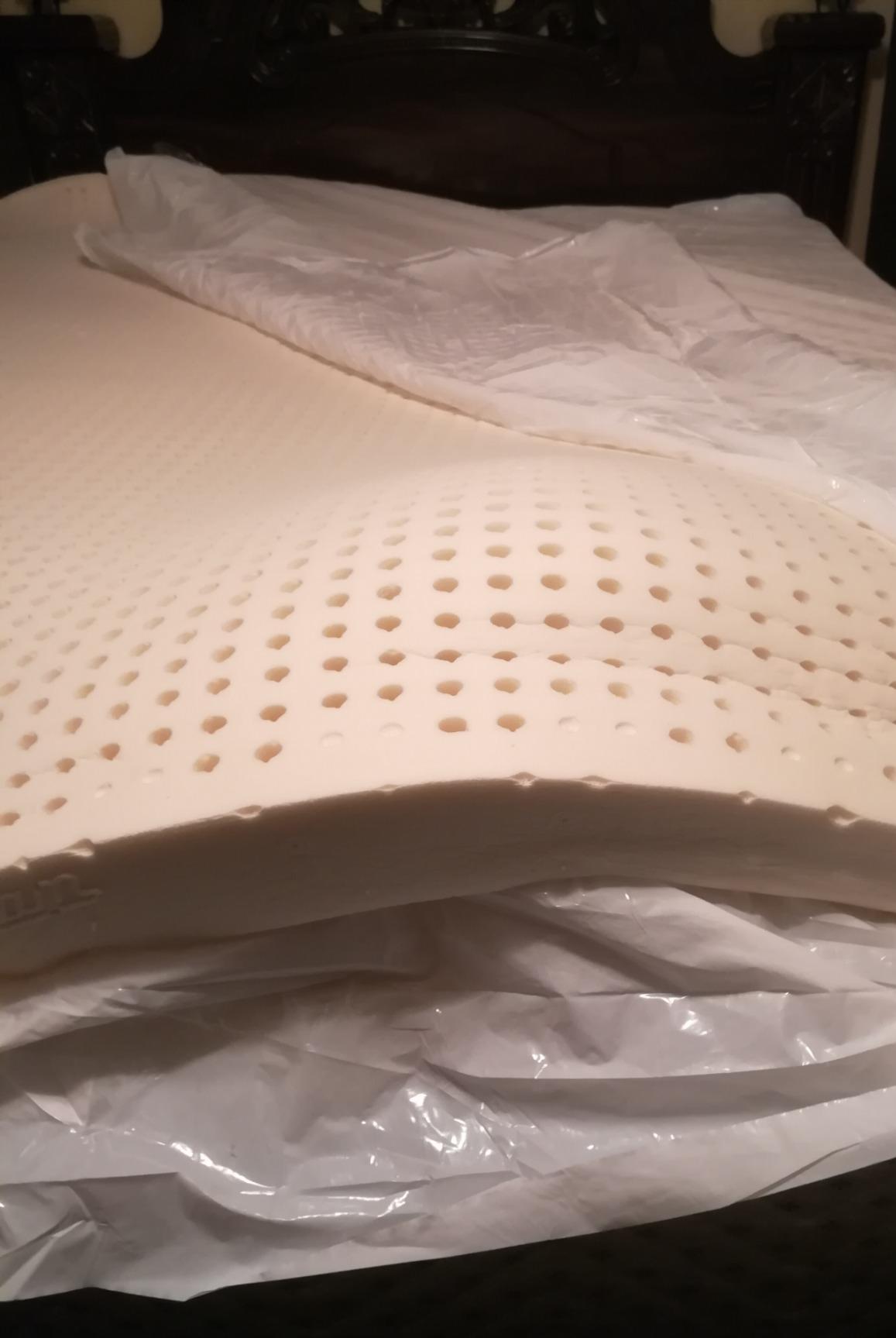 Pure Green Natural Latex Mattress Topper - Soft - 3 Inch - Queen Size (GOLS Certified Organic) customer photo 2