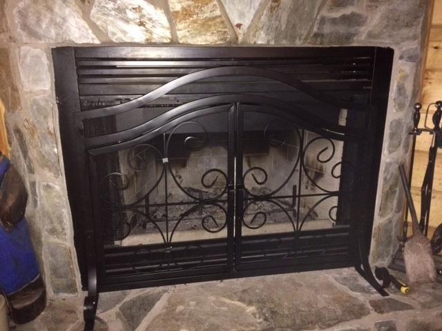 Amagabeli 3 Panel Fireplace Screen with Doors 48