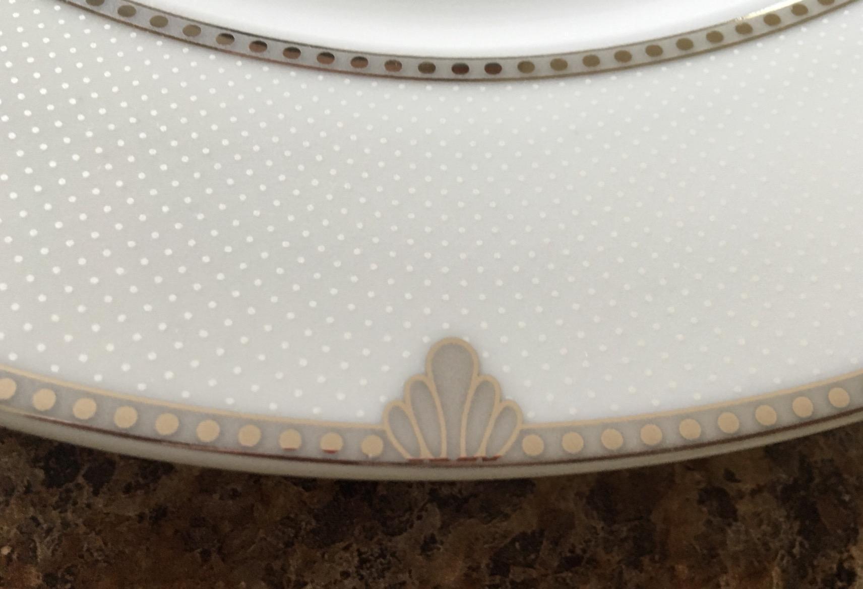 Mikasa Regent Bead 40-Piece Porcelain Dinnerware Set, Service for 8 customer photo 1