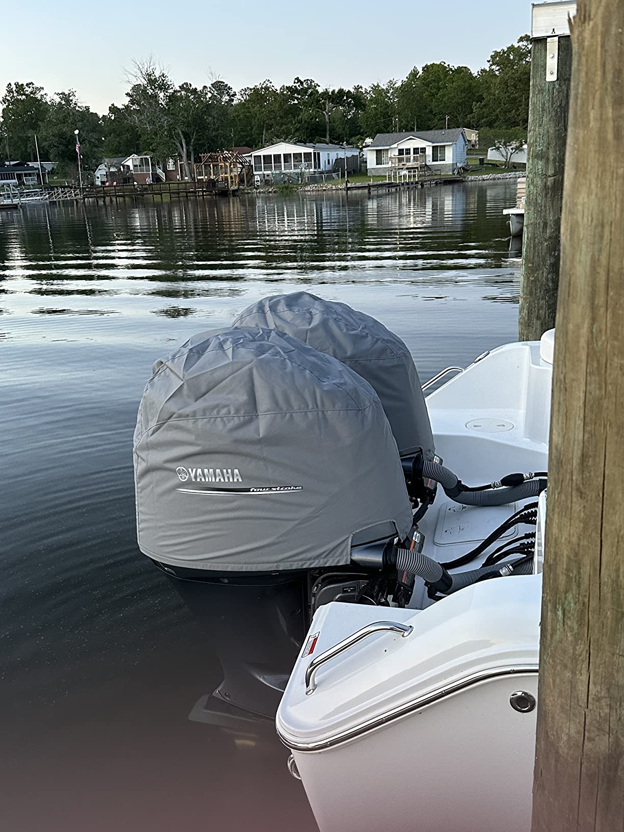 Yamaha 2015-2022 F200/F175/F150 (B-Series) 2.8L 4-Cylinder Non-Vented Outboard Motor Cover, #MAR-MTRCV-F2-01 customer photo 2