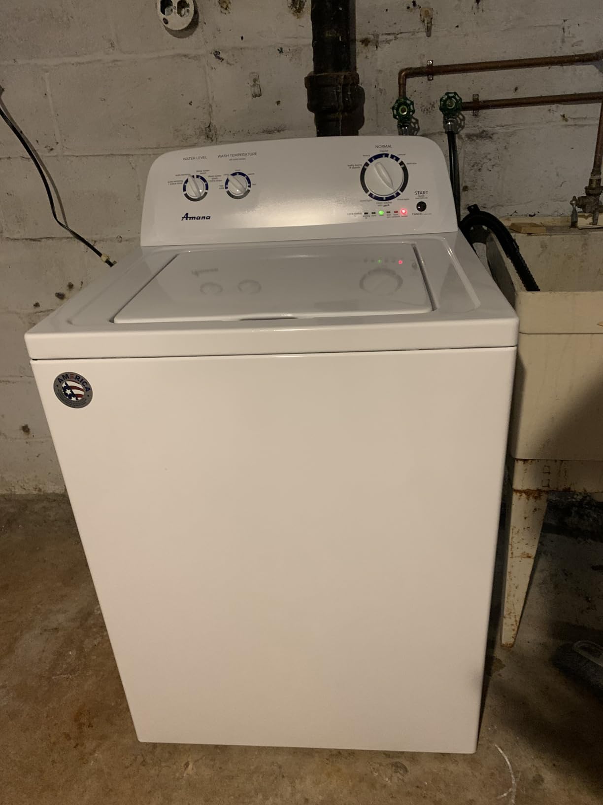 Amana NTW4516FW 3.5 Cu. Ft. White Top Load Washer customer photo 1
