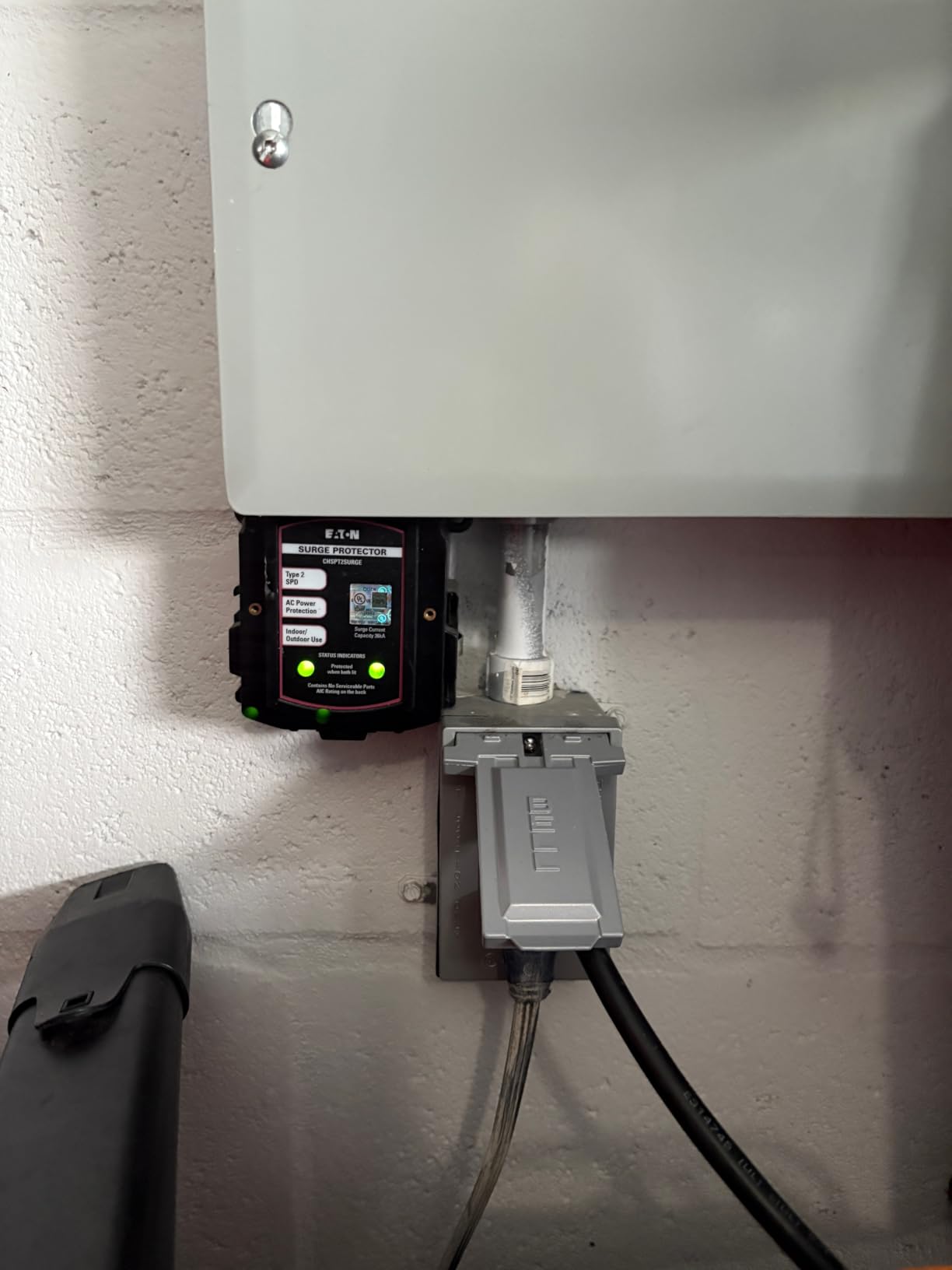 Eaton CHSPT2SURGE SPD Type 2 Chsp Whole Home Surge Protector, Nema 4, Single Phase, 120/240 Volts, Ul 1449 3Rd Edition customer photo 2