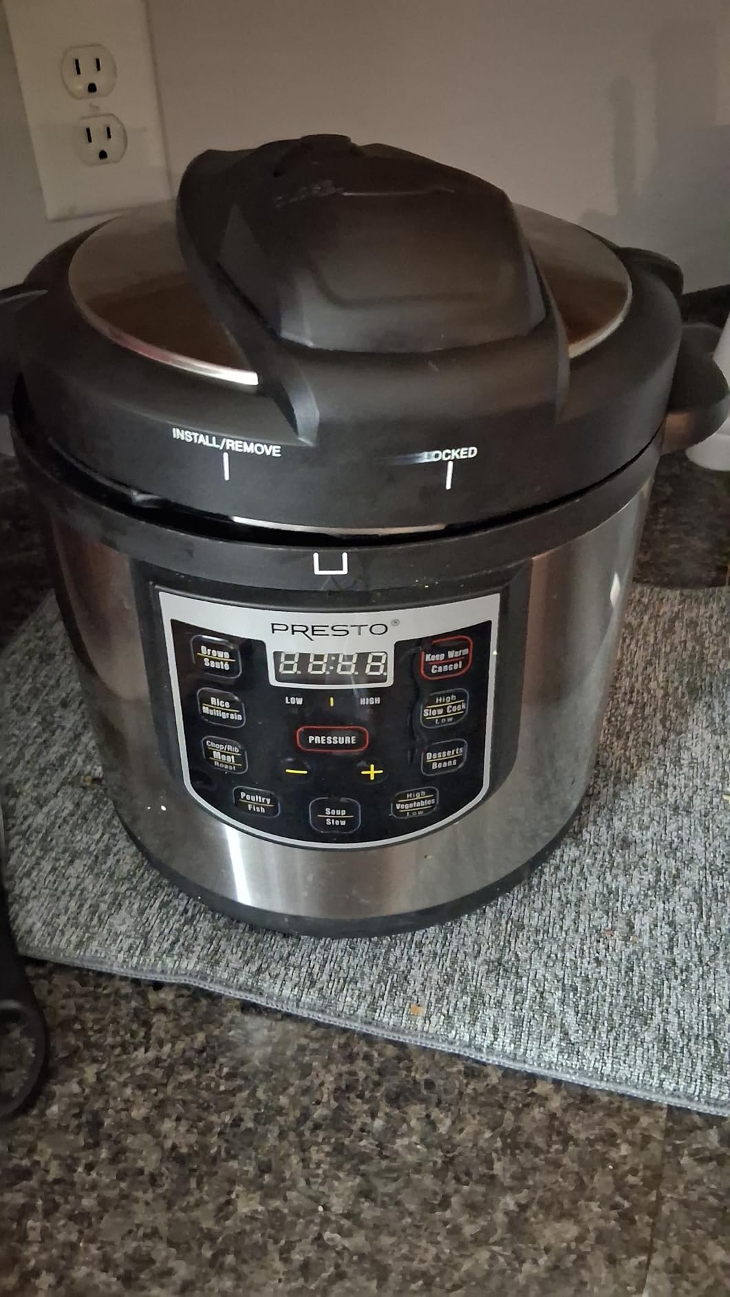 Presto 02141 6-Quart Electric Pressure Cooker customer photo 2