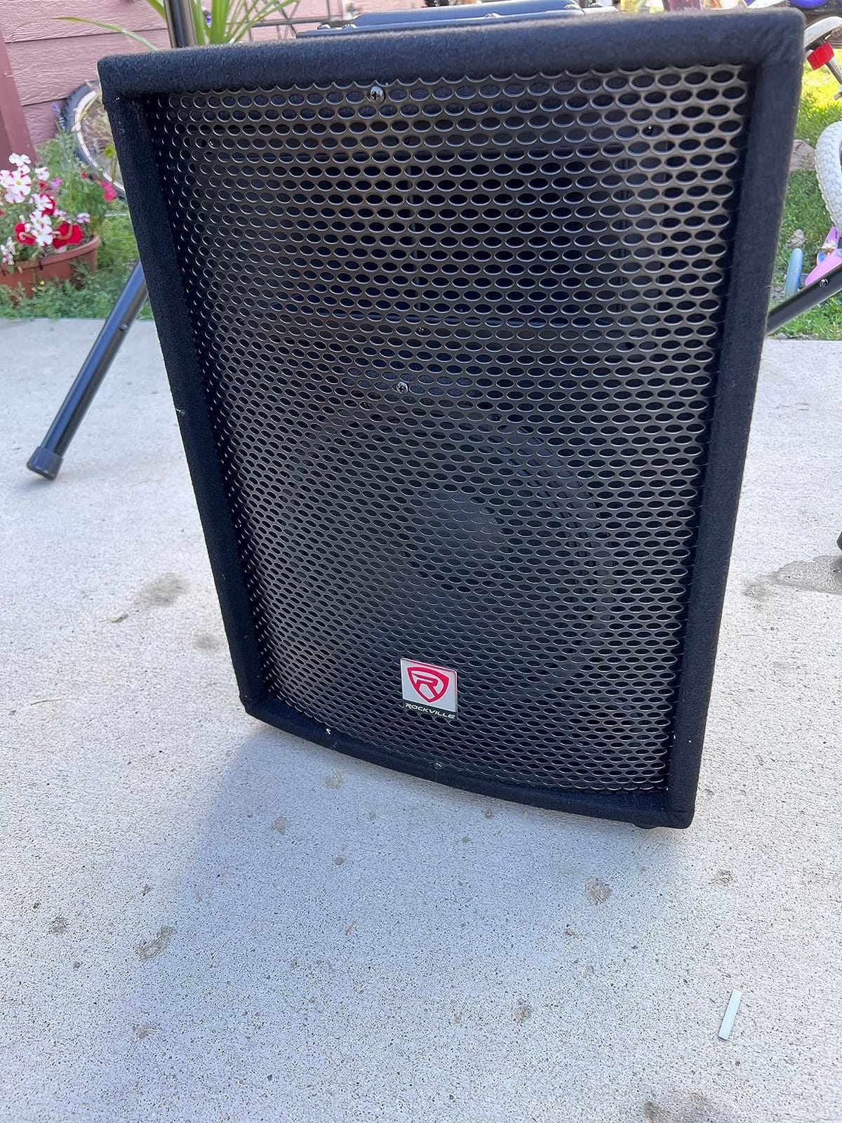 Rockville RPG2X15 Bundle: (2) 15 in Passive PA Speakers, 8-Channel Powered Mixer, Bluetooth, USB/SD, (2) Tripod Stands, (2) Wired Microphones, (2) 10 ft Speaker Cables, 9-Items customer photo 1