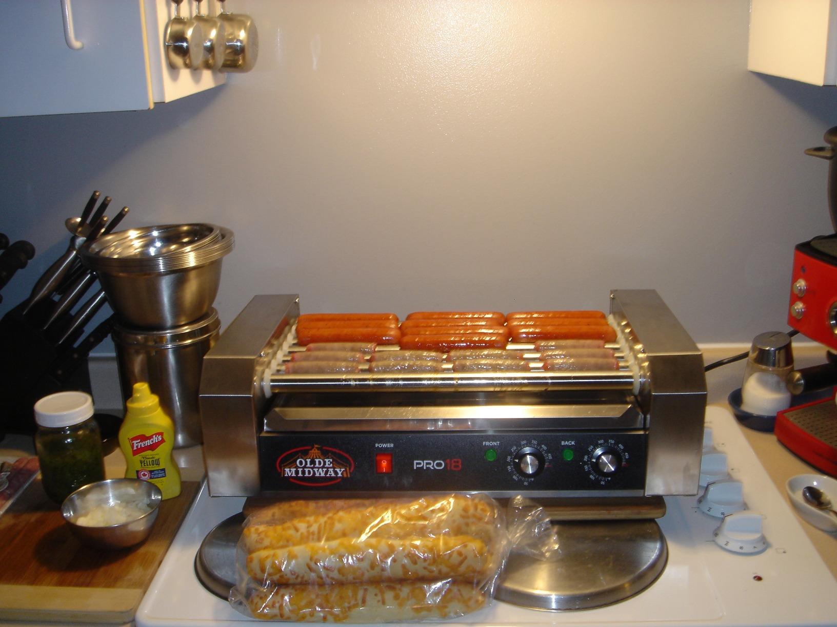 Olde Midway Electric 18 Hot Dog 7 Roller Grill Cooker Machine 900-Watt - Commercial Grade customer photo 1