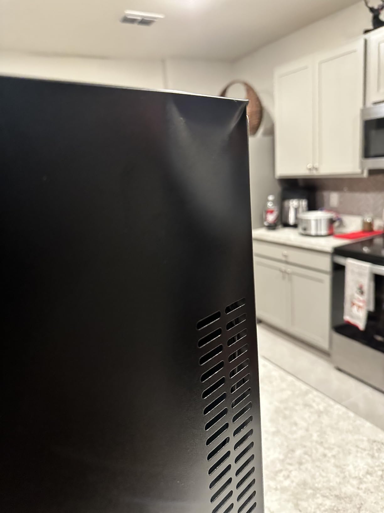 Ivation Thermoelectric Wine Cooler customer photo 2