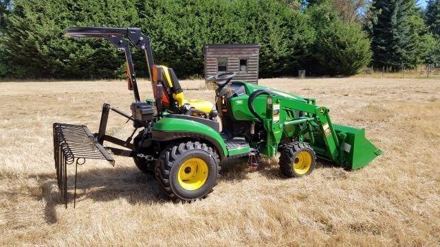 Field Tuff Steel Spring Coil Tine Tow Behind Landscape Rake for Leaves, Pine Needles, Straw, and Grass with 3 Point Hitch Receiver Attachment, Black, 60 Inches customer photo 2