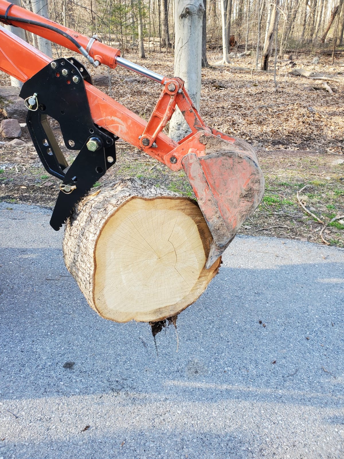 ECOTRIC Backhoe Thumb Excavator Attachment Boom Width Compatible with Woods customer photo 1