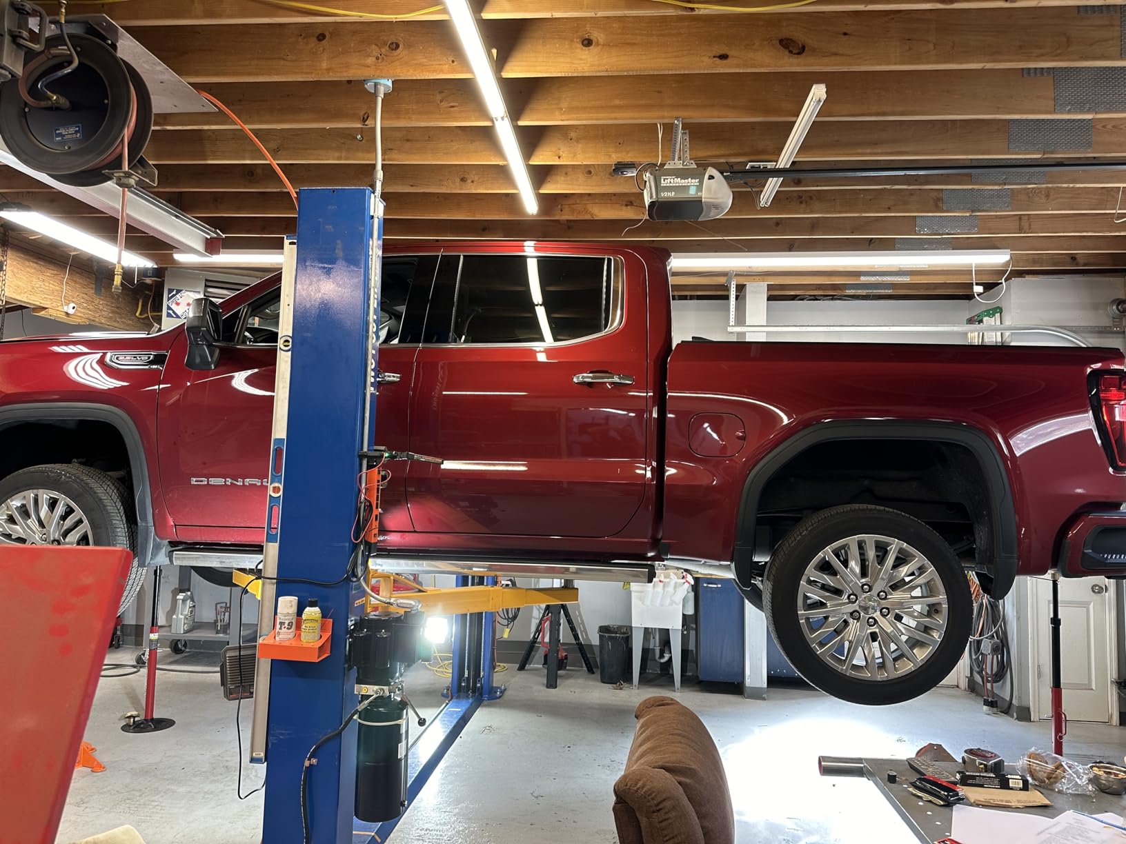 XK 2 Post Auto Car Lift 10000 lb Capacity Truck Clear Floor 220V,L1000 customer photo 2