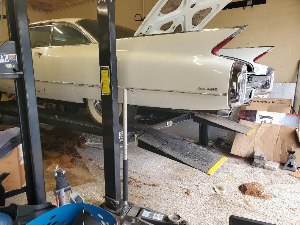 Atlas® Garage Pro 8000 Portable Hobbyist 8,000 Lbs. Capacity 4 Post Lift customer photo 2