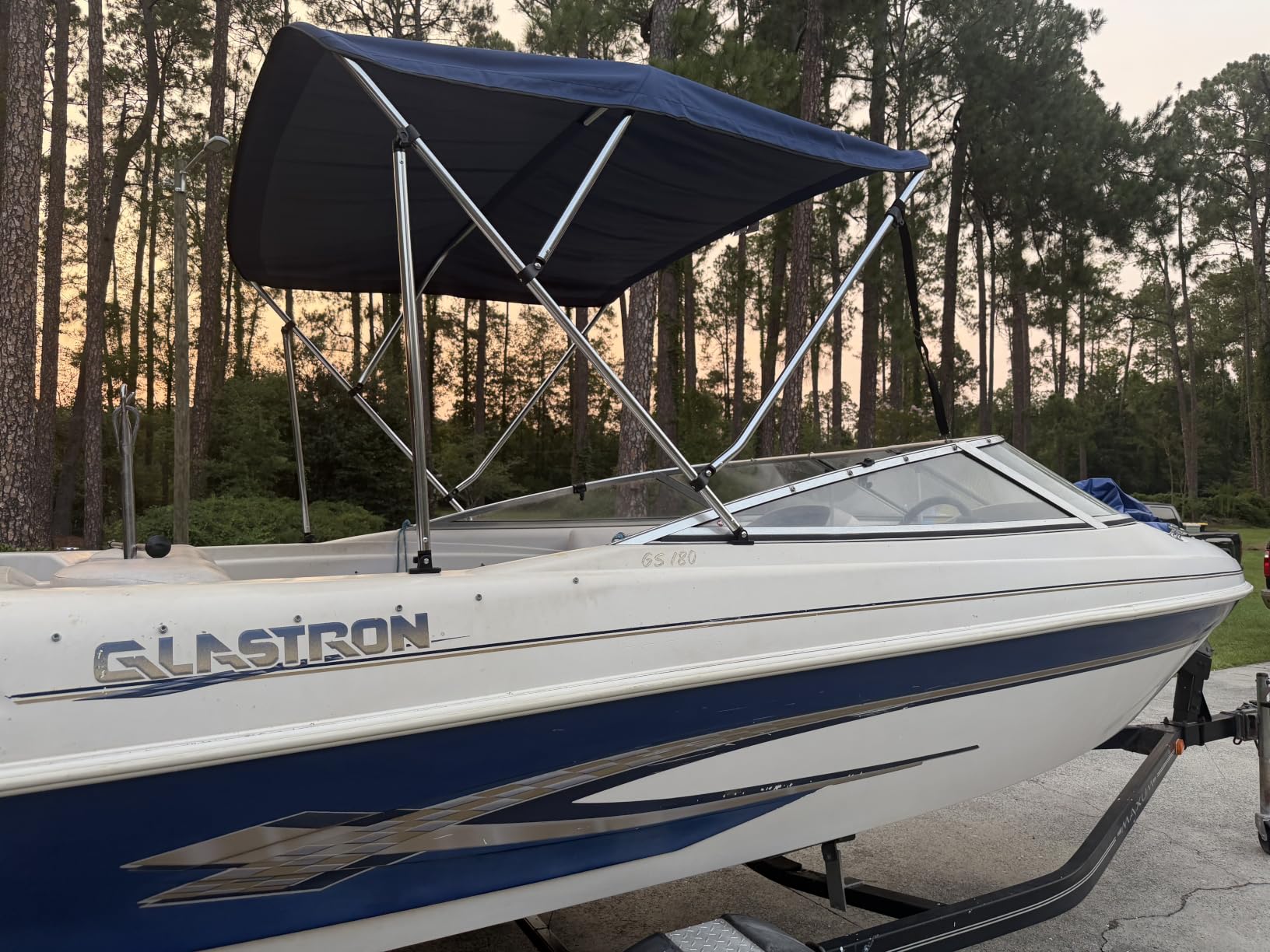 Naviskin 3 Bow & 4 Bow Bimini Top for Boats, 10 Colors, 13 Sizes customer photo 2