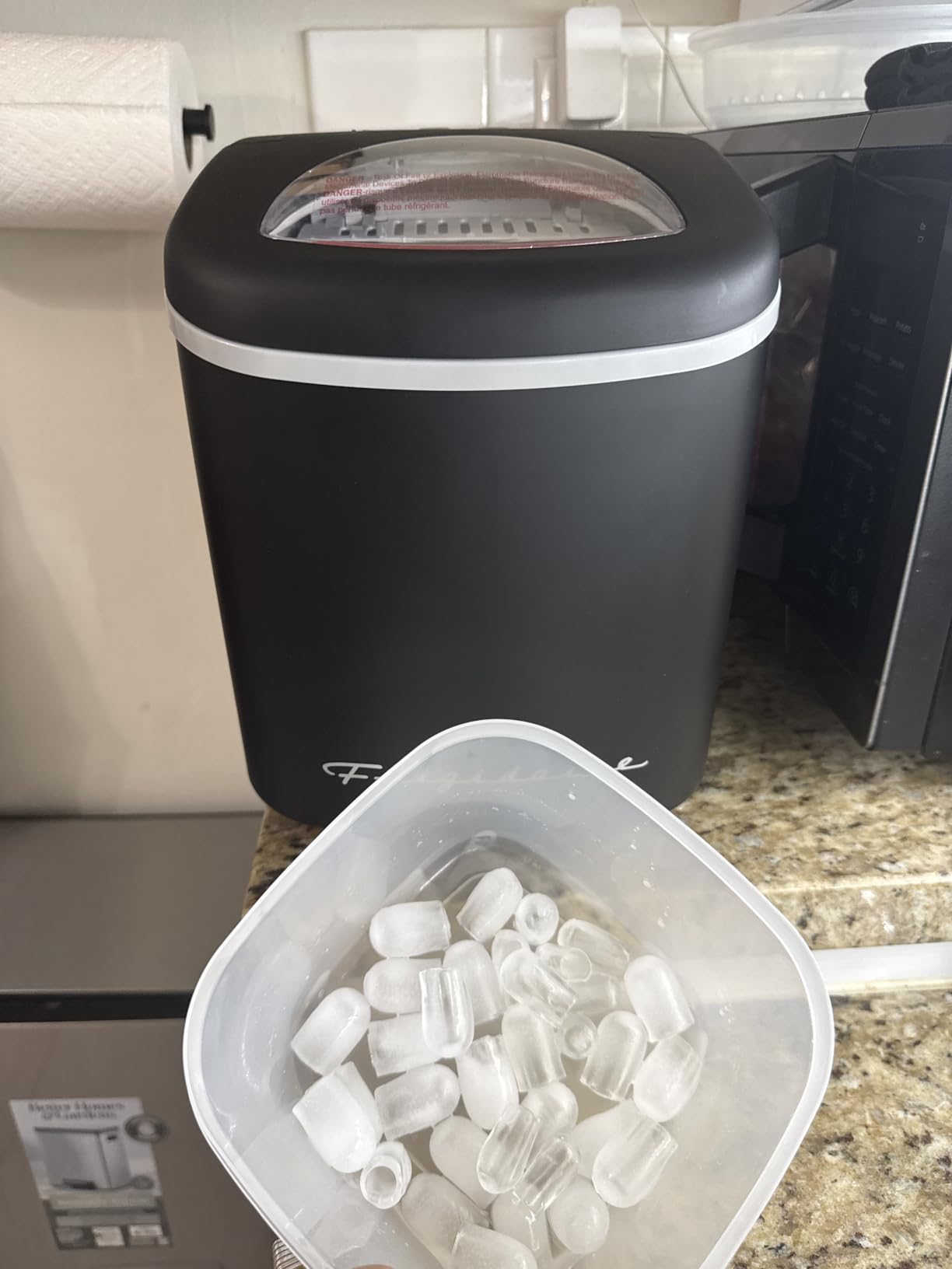 FRIGIDAIRE EFIC189-Silver Compact Ice Maker, 26 lb per Day, Silver customer photo 1