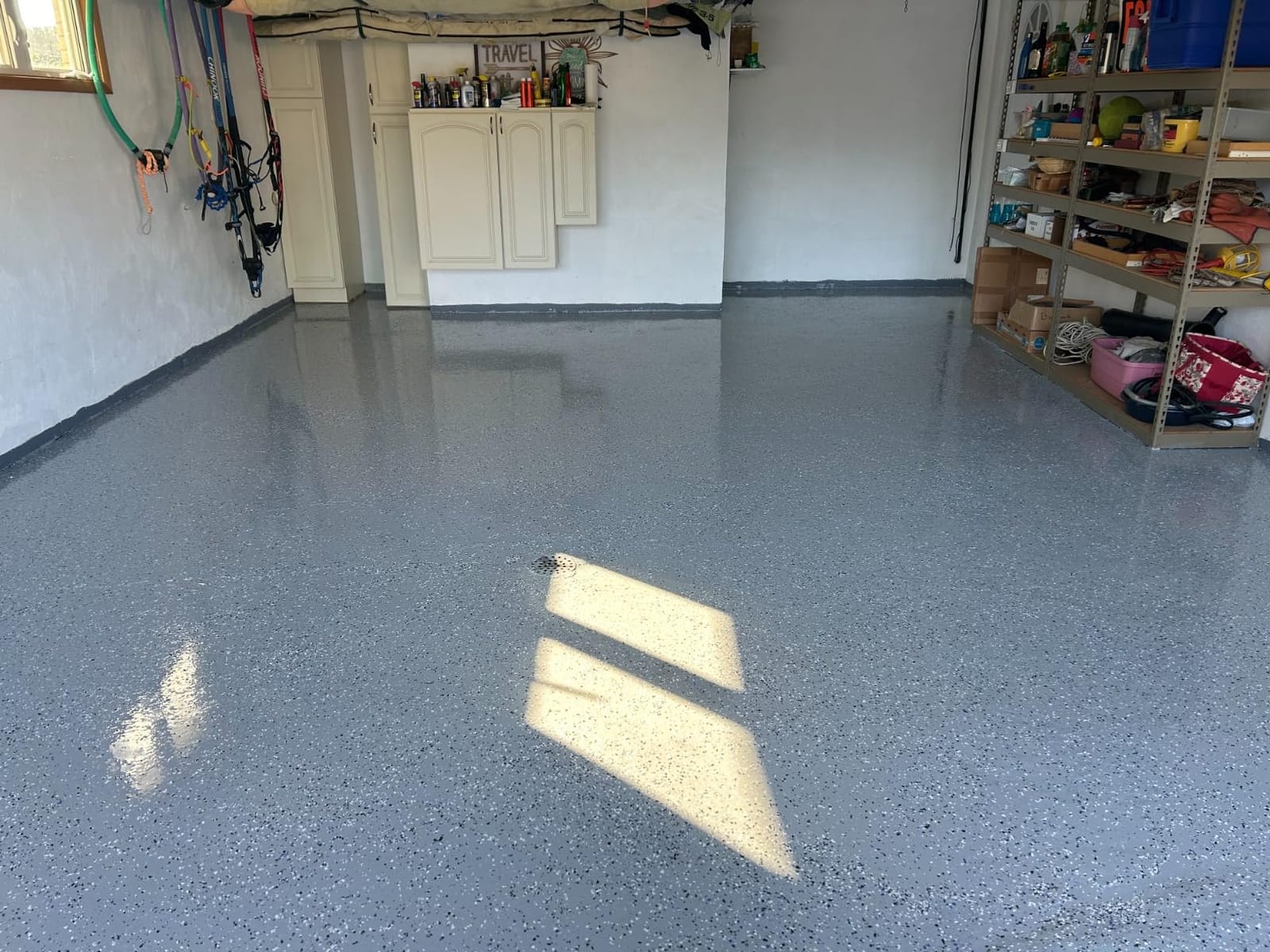 Rust-Oleum RockSolid Polycuramine Gloss Dark Gray Garage Floor Coating customer photo 1