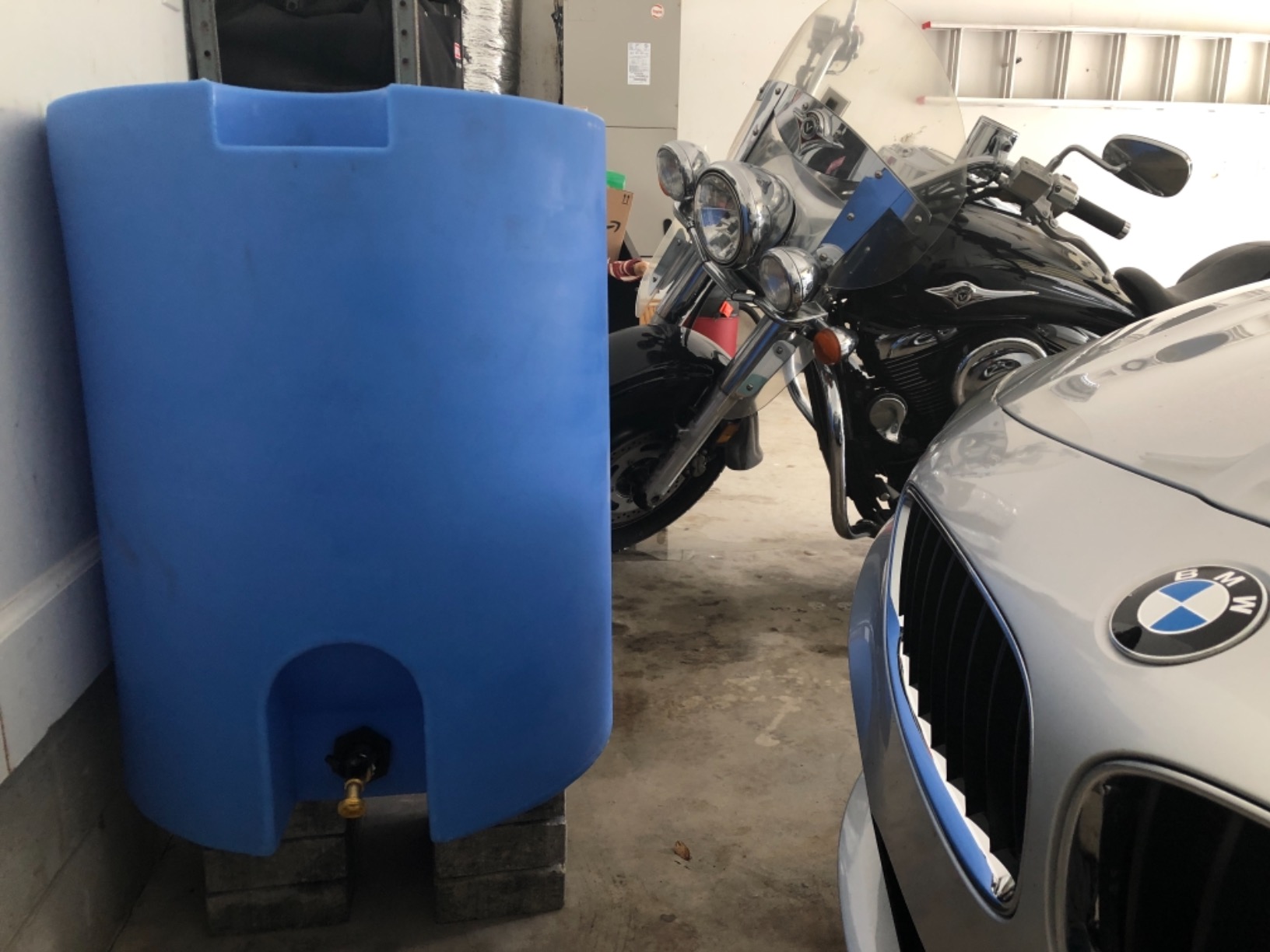 WaterPrepared 55 Gallon Unique Stackable Utility Water Tank, Blue customer photo 2