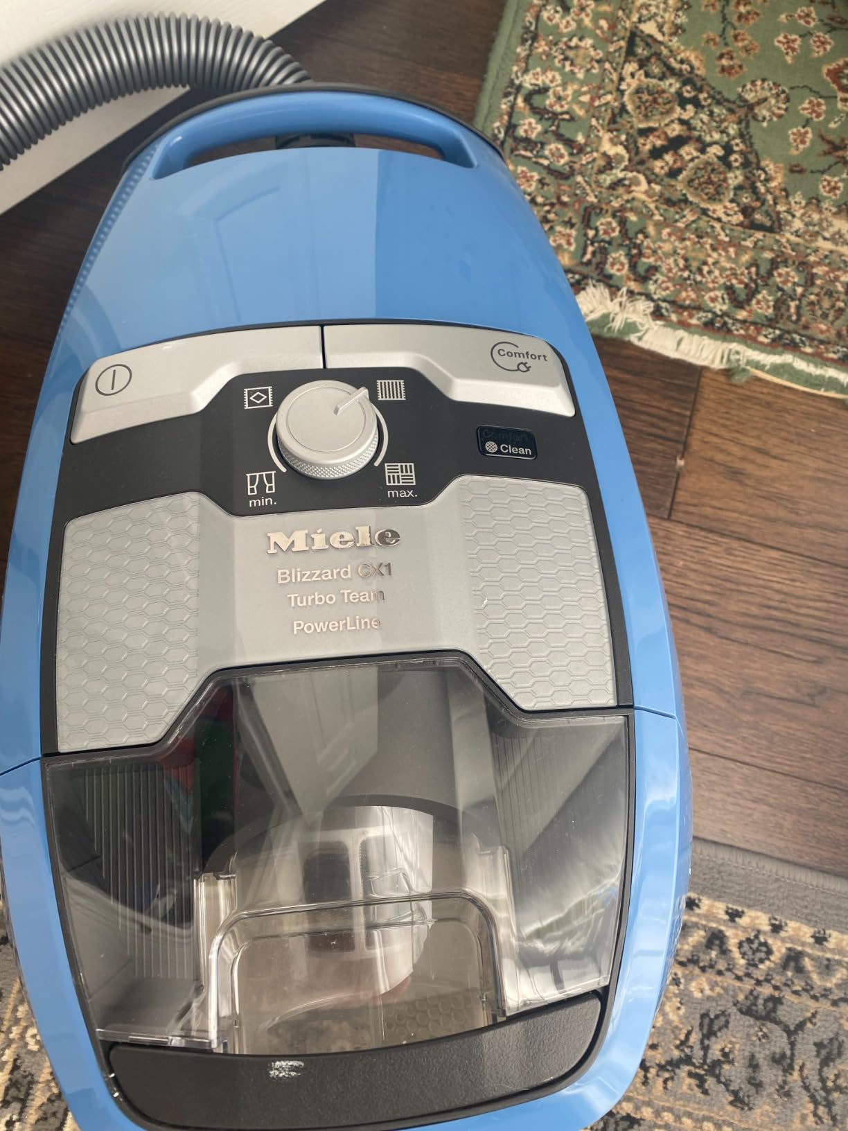 Miele Blizzard CX1 Turbo Team Bagless Canister Vacuum, Tech Blue - Portable, Household customer photo 1