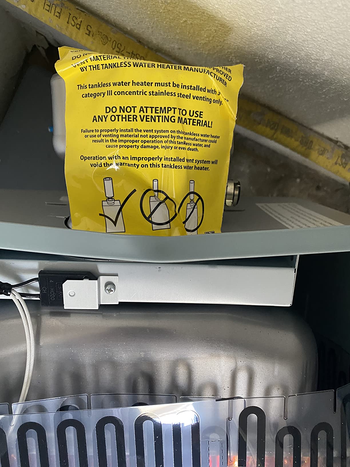 Rheem Mid-Efficiency 7.0GPM Indoor Natural Gas Tankless Water Heater customer photo 2