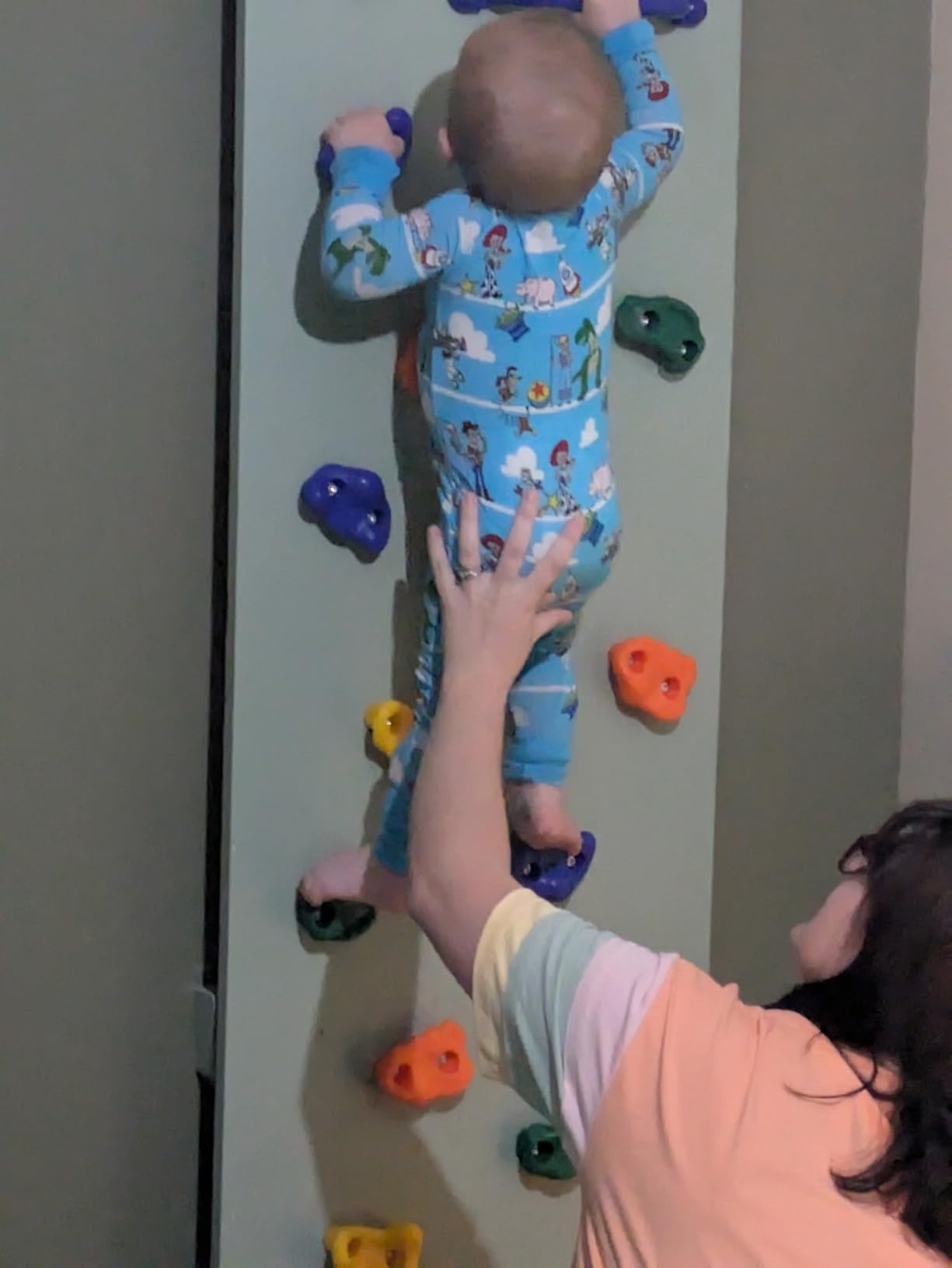 KINSPORY 20pc Rock Wall Climbing Holds for Kid, Play Set Climber Attachment customer photo 2