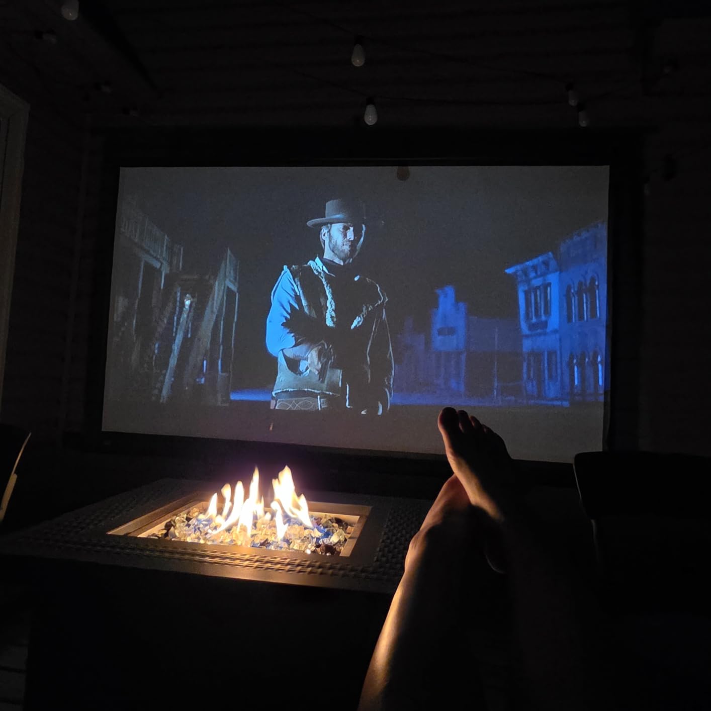 100 Inch Indoor and Outdoor Projector Screen with Stand for Movies or Presentations - HD Premium 16:9 Folding Free Tripod Screen with Carry Bag and Straps, Matte customer photo 2