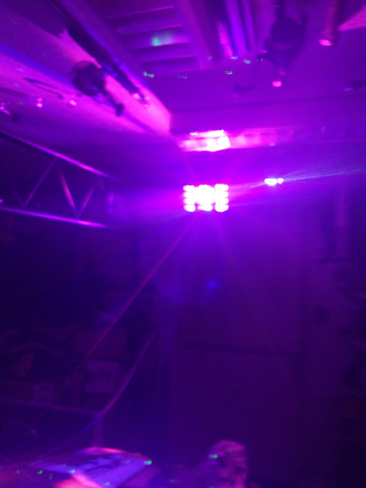 Rockville ROCKFORCE 384 DMX Lighting Controller with MIDI for Light Fog customer photo 1