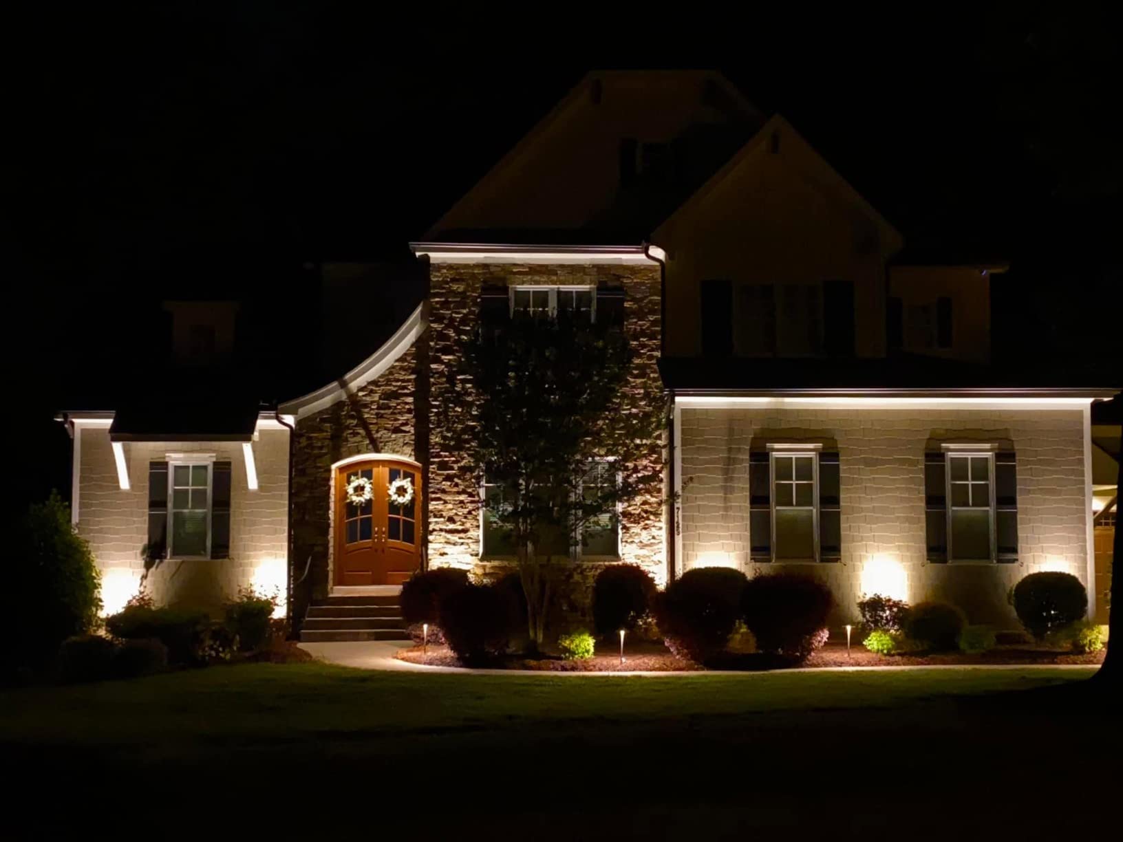 VOLT 12V LED Landscape Lighting Kit (8 Spotlights, 4 Path Lights), Bronze | Solid Brass, 150W Low Voltage Transformer, Ideal for House Yard Outdoor Pathway Walkway Garden Driveway or Patio customer photo 1