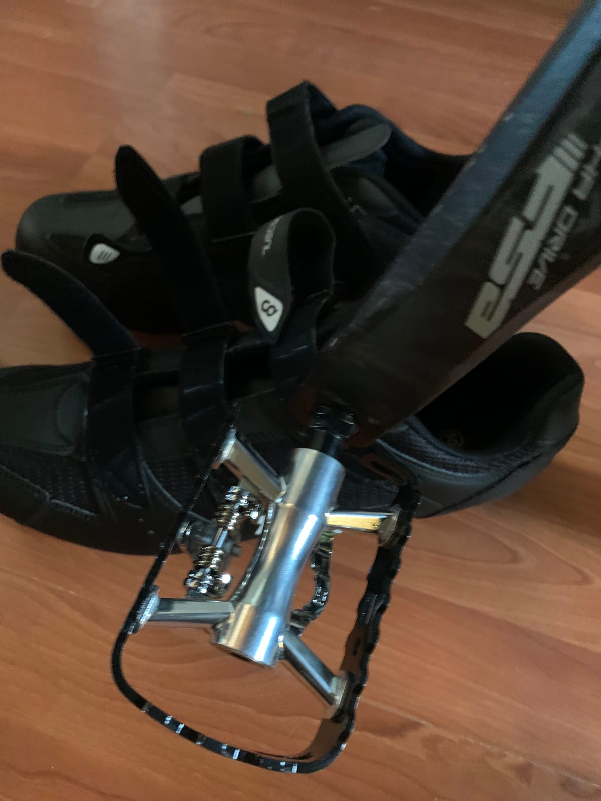 VENZO Multi-Use Compatible with Shimano SPD Mountain Bike Bicycle Sealed Clipless Pedals - Dual Platform Multi-Purpose - Great for Touring, Road, Trekking Bikes customer photo 1