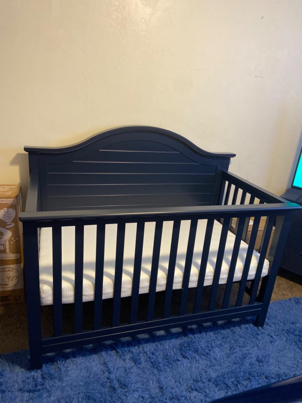 Carter's by DaVinci Nolan 4-in-1 Convertible Crib in Espresso, Greenguard Gold Certified, 57.5x30.8x47 Inch (Pack of 1) customer photo 2