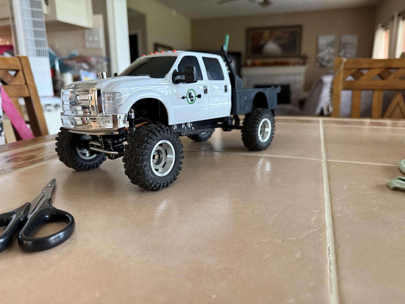 Big Country Toys Realistic Ford® Truck Toy with Hay Squeeze, 1:20 Scale Farm Toys for 3 Year Old Boys customer photo 1