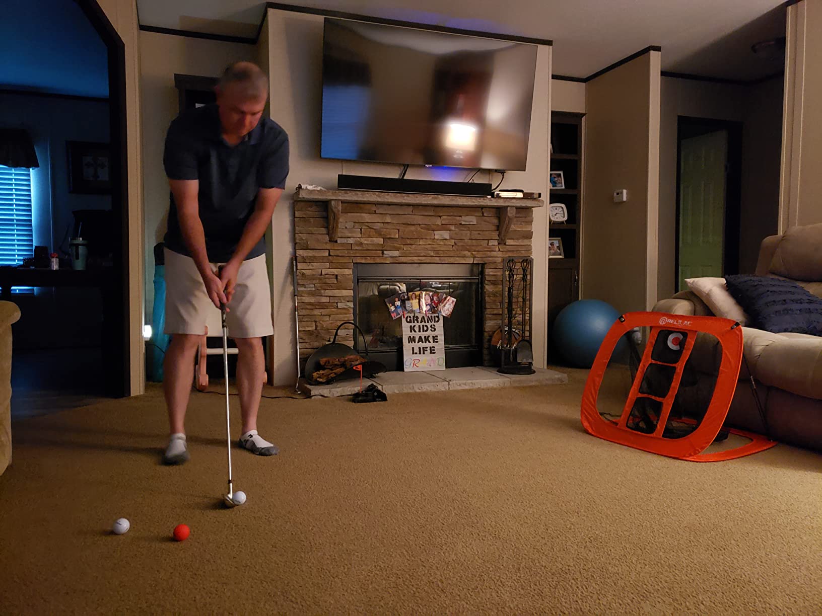 RELILAC Pop Up Golf Chipping Net - Indoor/Outdoor Golfing Target Accessories for Backyard Accuracy and Swing Practice - Gifts for Men, Dad, Husband, Women, Kid, Golfers customer photo 1